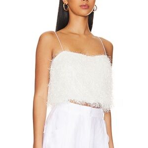 Show me your mumu she cute too top